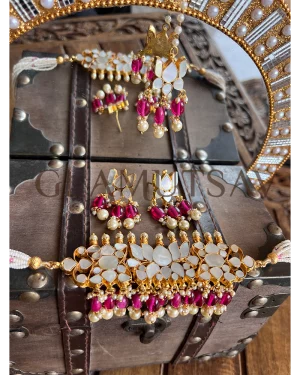 KUNDAN JEWELLERY