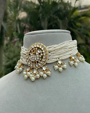 KUNDAN JEWELLERY