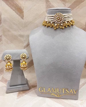 KUNDAN  JEWELLERY