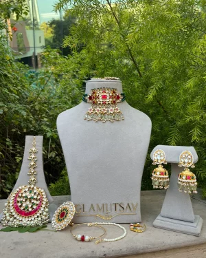 KUNDAN  JEWELLERY