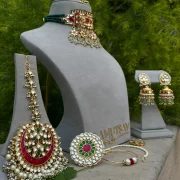 KUNDAN  JEWELLERY