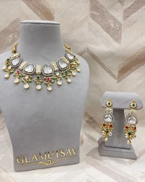 KUNDAN  JEWELLERY