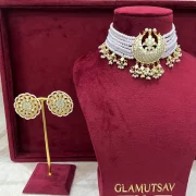 Kundan jewellery