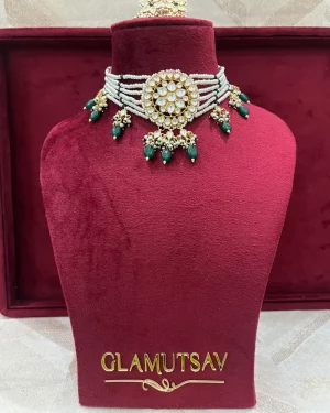 KUNDAN  JEWELLERY