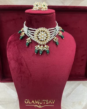 KUNDAN  JEWELLERY