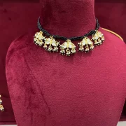 Kundan jewellery