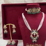 Kundan jewellery