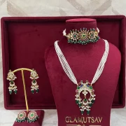 Kundan jewellery