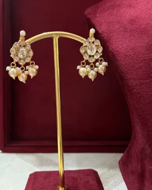 KUNDAN  JEWELLERY