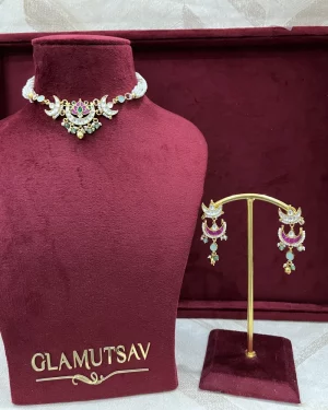 KUNDAN  JEWELLERY